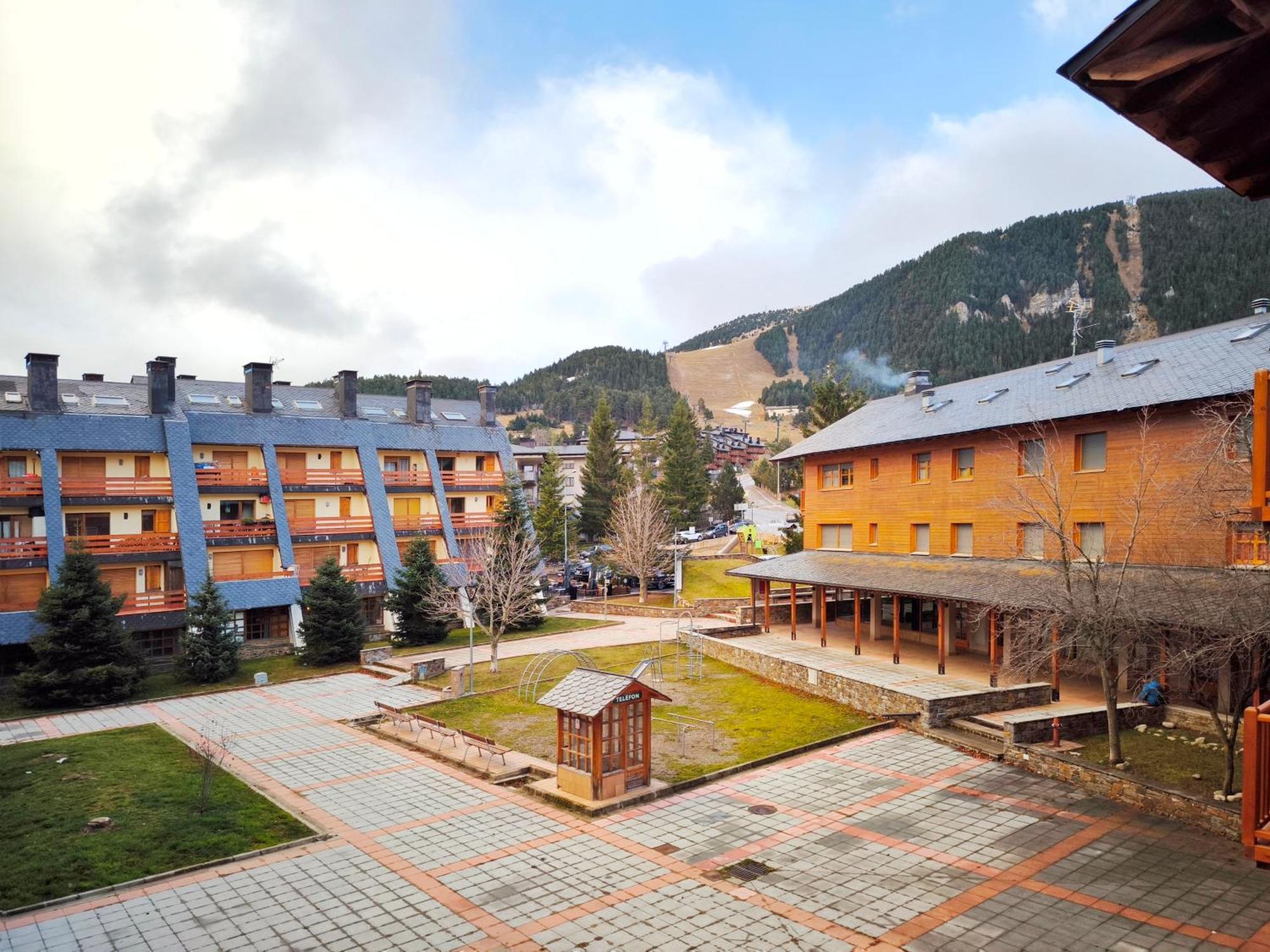 A Pie De Pistas De La Molina, La Mejor Ubicacion La Molina (Girona)
