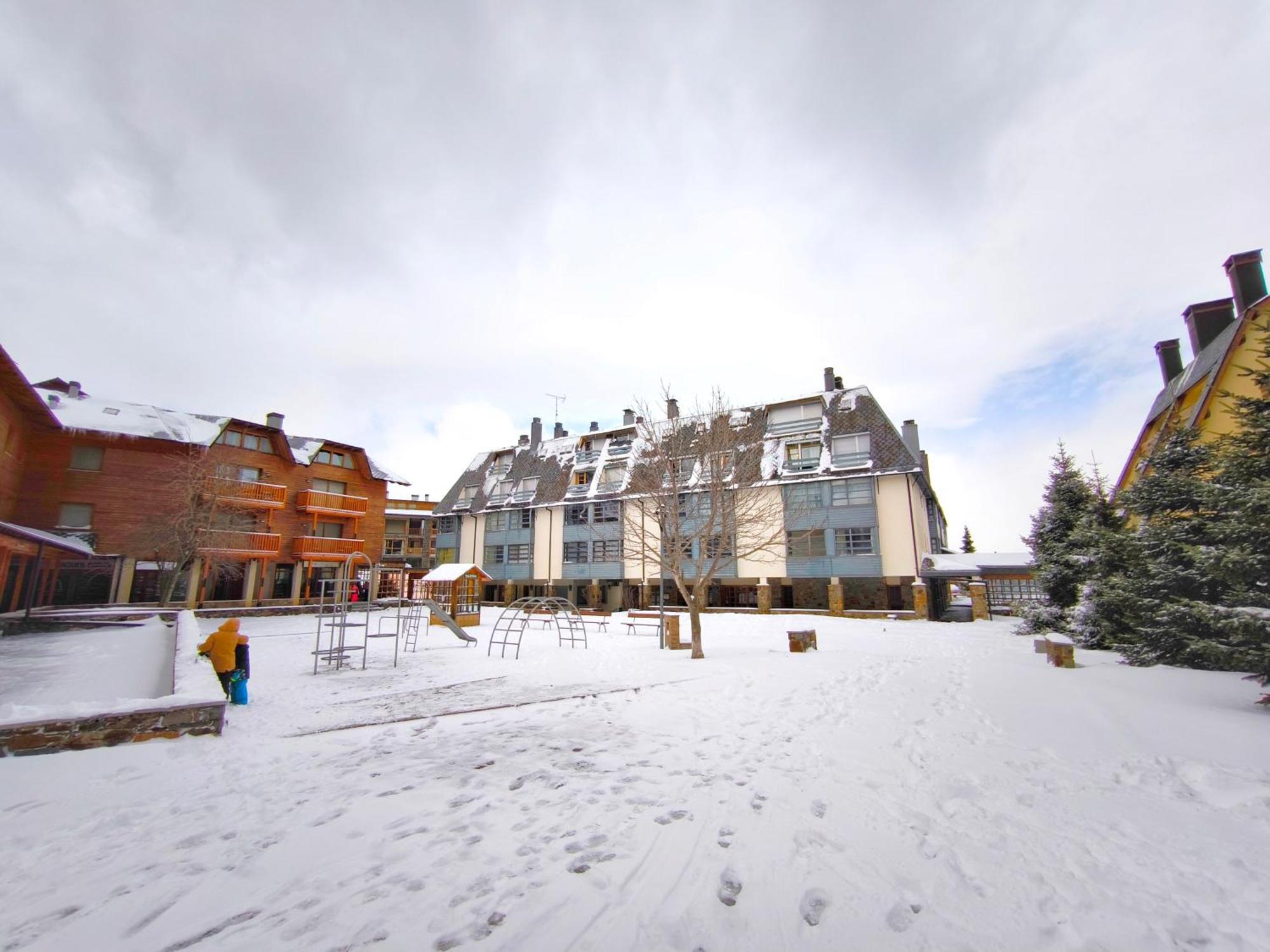 Apartamento A Pie De Pistas La Molina Con Vistas *